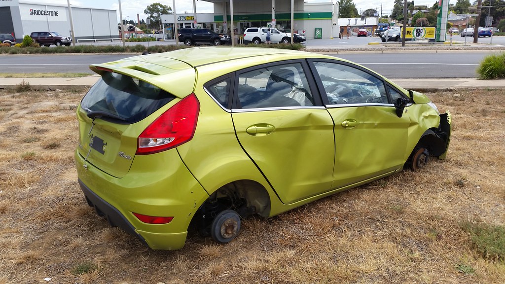 sælg defekt ford