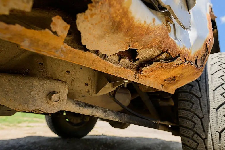 Bil klar til afhentning: Sælg din VW Caddy med gennemtæret rust i Hillerød — gratis afhentning